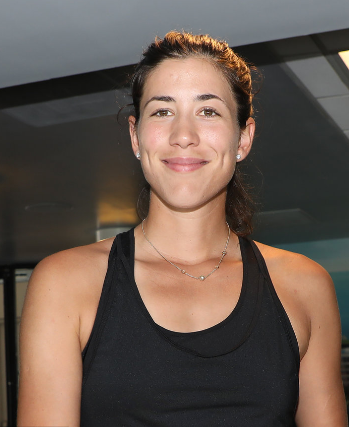 开云体育-穆古鲁扎迎来三赛季高光表现，FPX球迷沸腾！的简单介绍