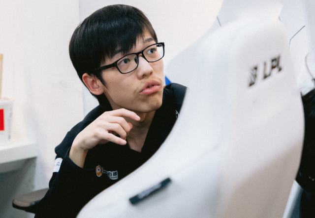 开云体育-凯恩新星精彩发挥表现惊艳，FPX未来可期！的简单介绍